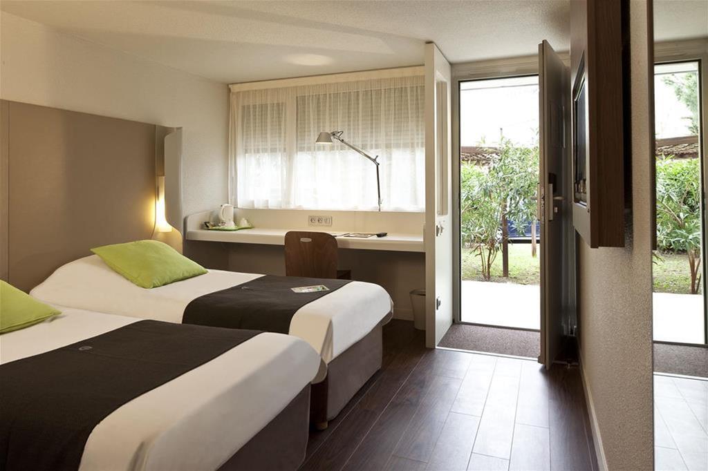 Hotel Campanile Arles Pokój zdjęcie